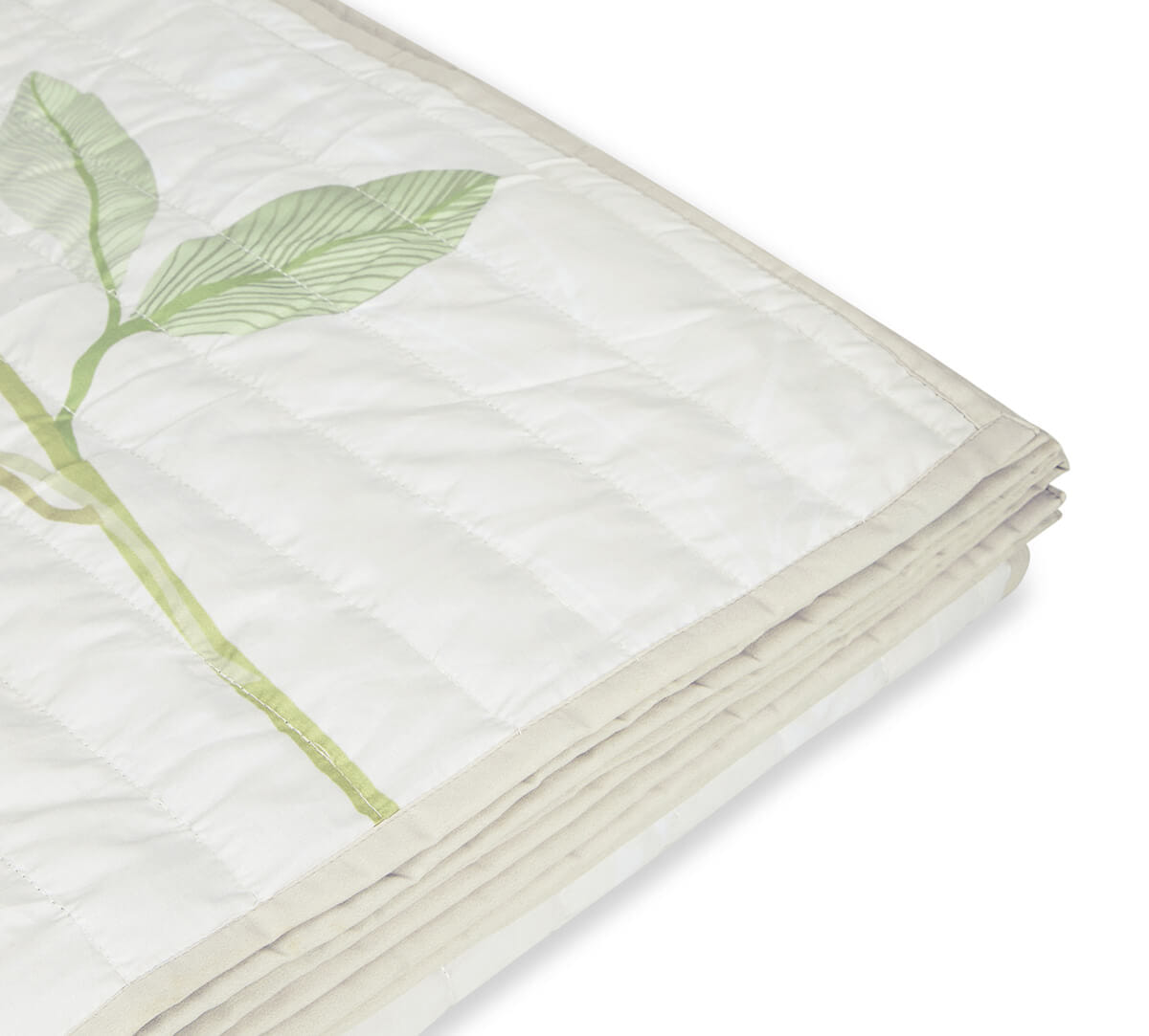 India Circus by Krsnaa Mehta Bird Oasis Bed cover set