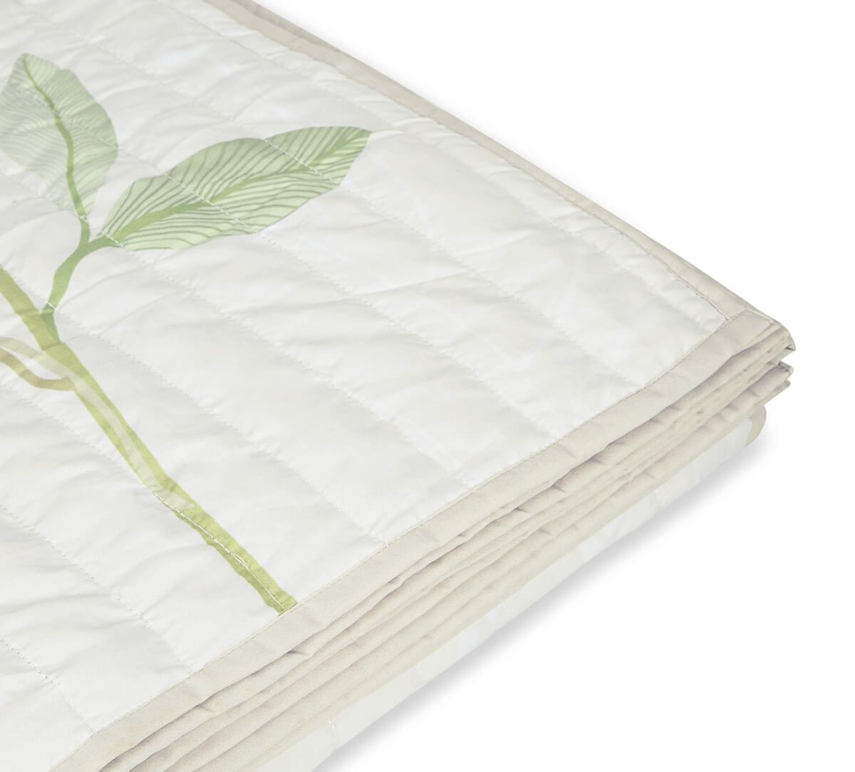 India Circus by Krsnaa Mehta Bird Oasis Bed cover set