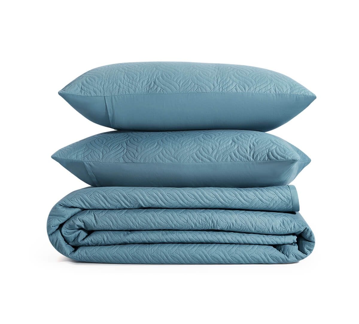 India Circus by Krsnaa Mehta Colliding Waves Bed cover set