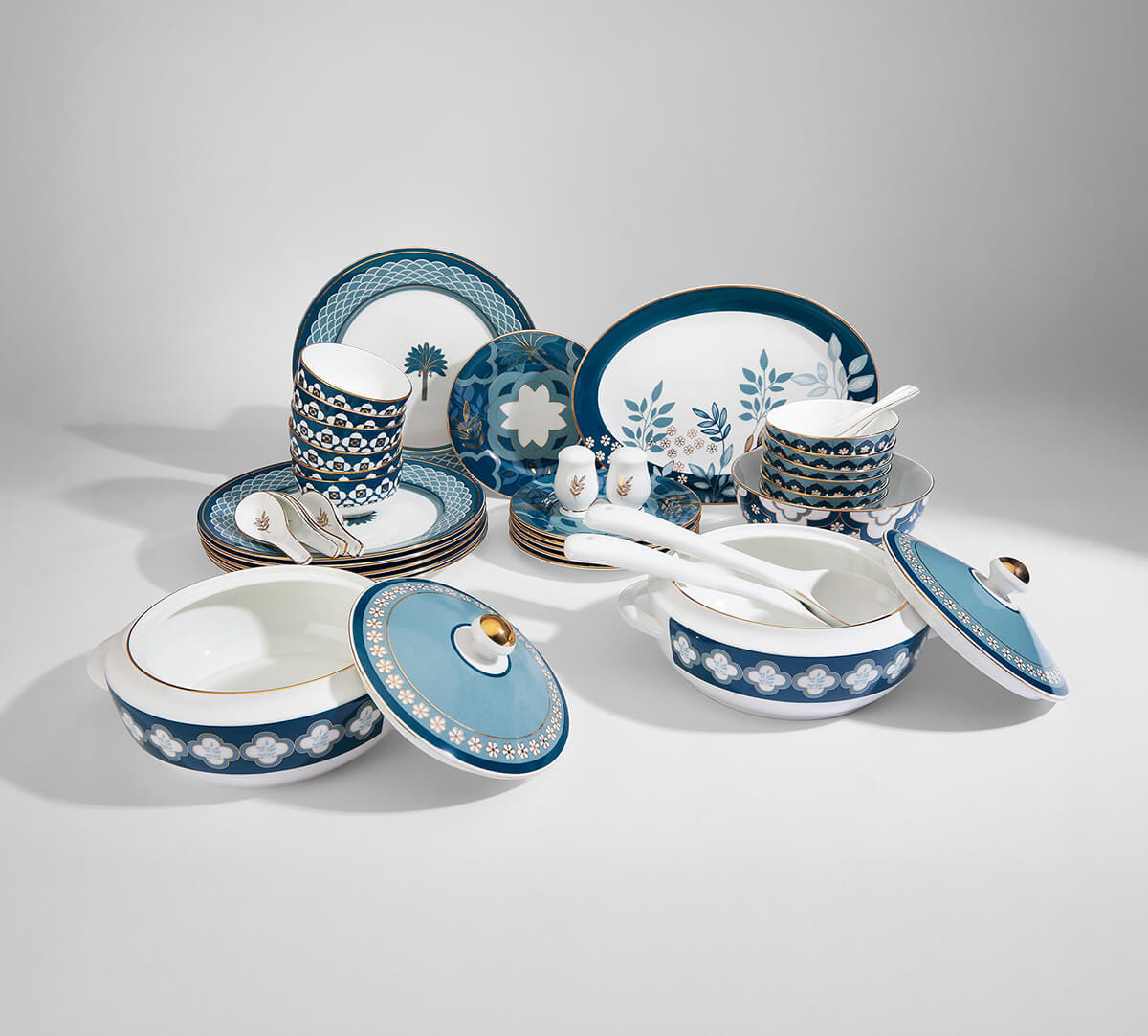India Circus by Krsnaa Mehta Oceanic Opulence Dinner set 40 Pieces