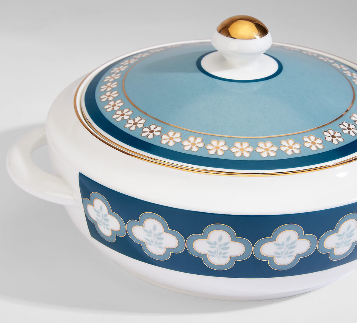 India Circus by Krsnaa Mehta Oceanic Opulence Dinner set 40 Pieces