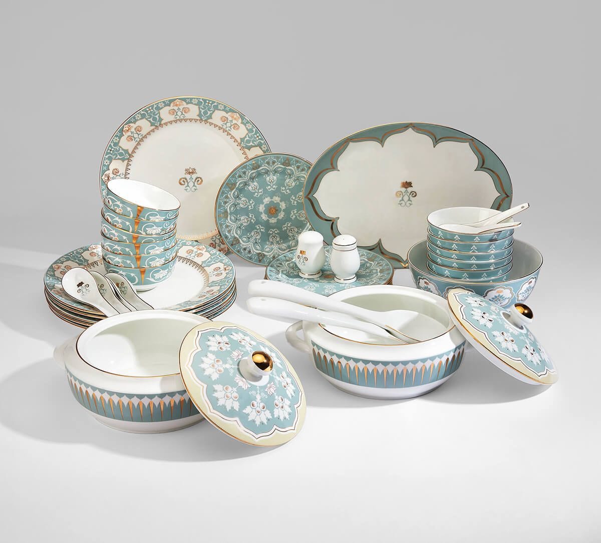 India Circus by Krsnaa Mehta Regal Romance Dinner set 40 Pieces